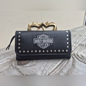 Harley-Davidson Women's Embroidery Traditional Leather Wallet